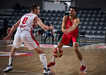 Poveiro Diogo Brito Chamado Sele O Nacional De Basquetebol Mais