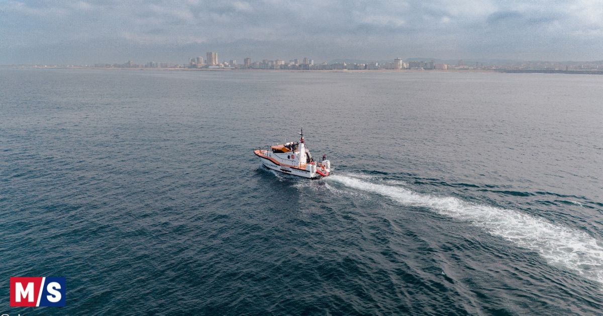 Mulher salva por populares de afogamento no mar da Póvoa de Varzim -  MAIS/Semanário