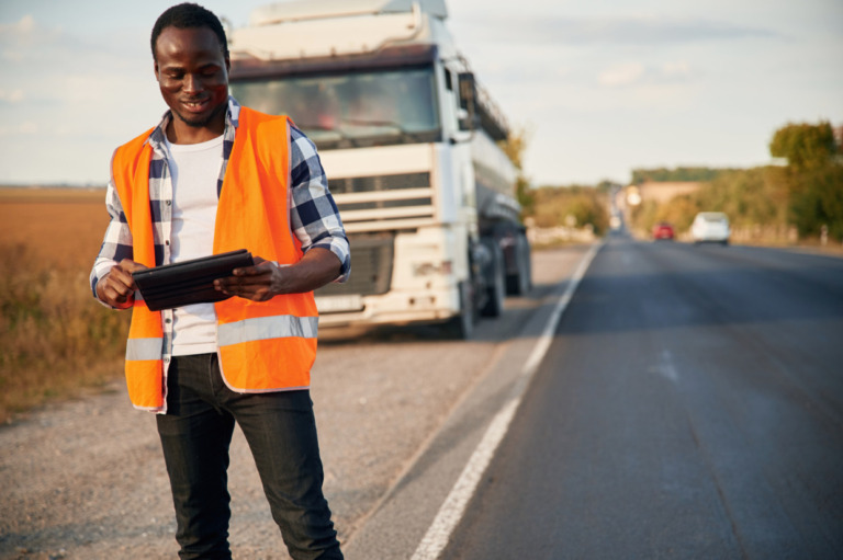 Software de Logística: Como Melhorar a Experiência do Cliente no Setor dos Transportes