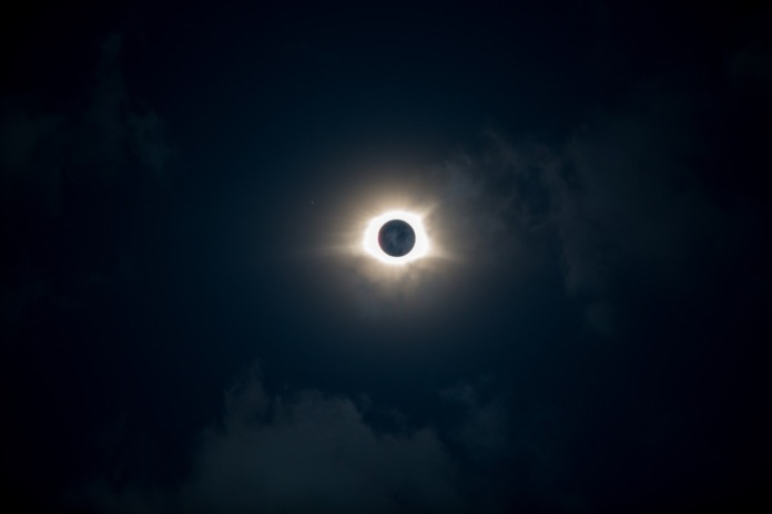 bdabney-eclipse-2794194